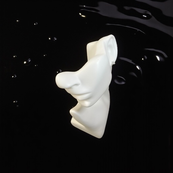 925 Sterling Silver Stud Earrings - Picture 3 of 7